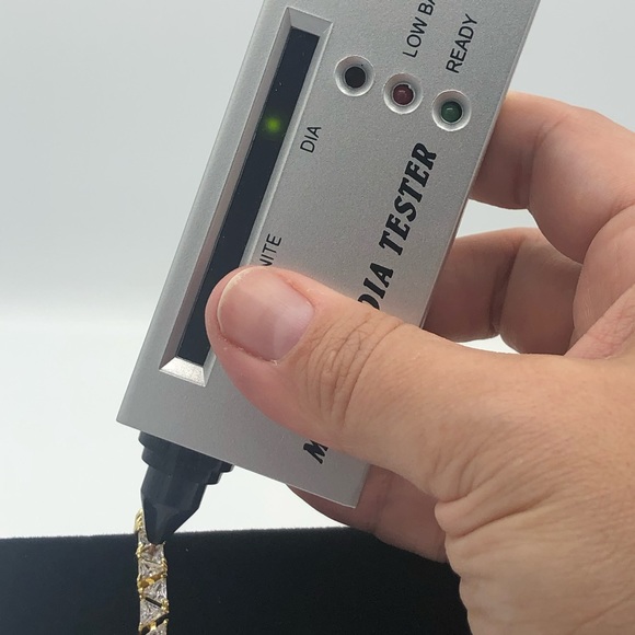 46ct Trillion Tennis Bracelet - Picture 14 of 14